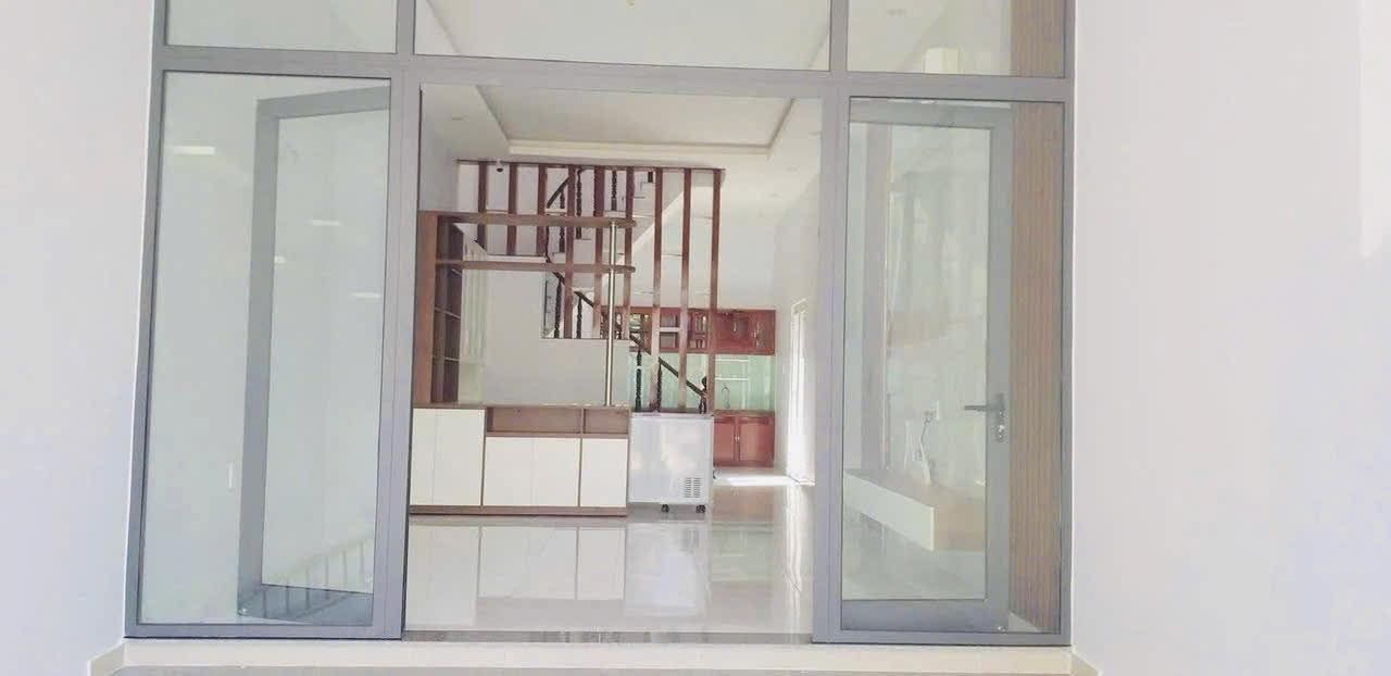 Nhà góc đường Xô Viết Nghệ Tĩnh, Vũng Tàu 74m² giá 8.5 tỷ - Mặt tiền rộng rãi, tiện ích vô vàn!