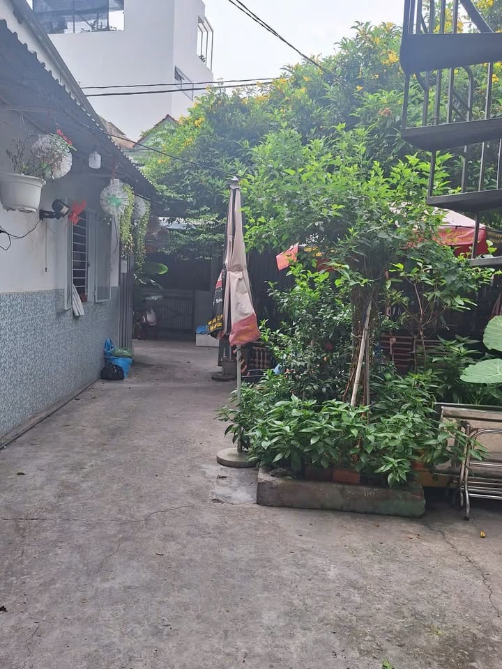 Nhà cho thuê hẻm xe hơi đường Dương Bá Trạc, Quận 8, 48m² giá 7.5 triệu - Sẵn sàng vào ở!