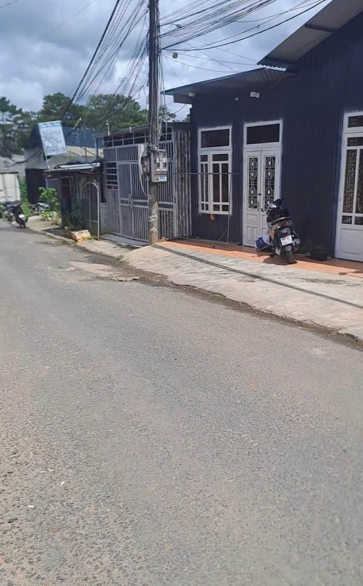 Nhà cấp 4 Ngô Gia Tự F12 Đà Lạt 100m² giá 2.65 tỷ - Sẵn sàng vào ở!