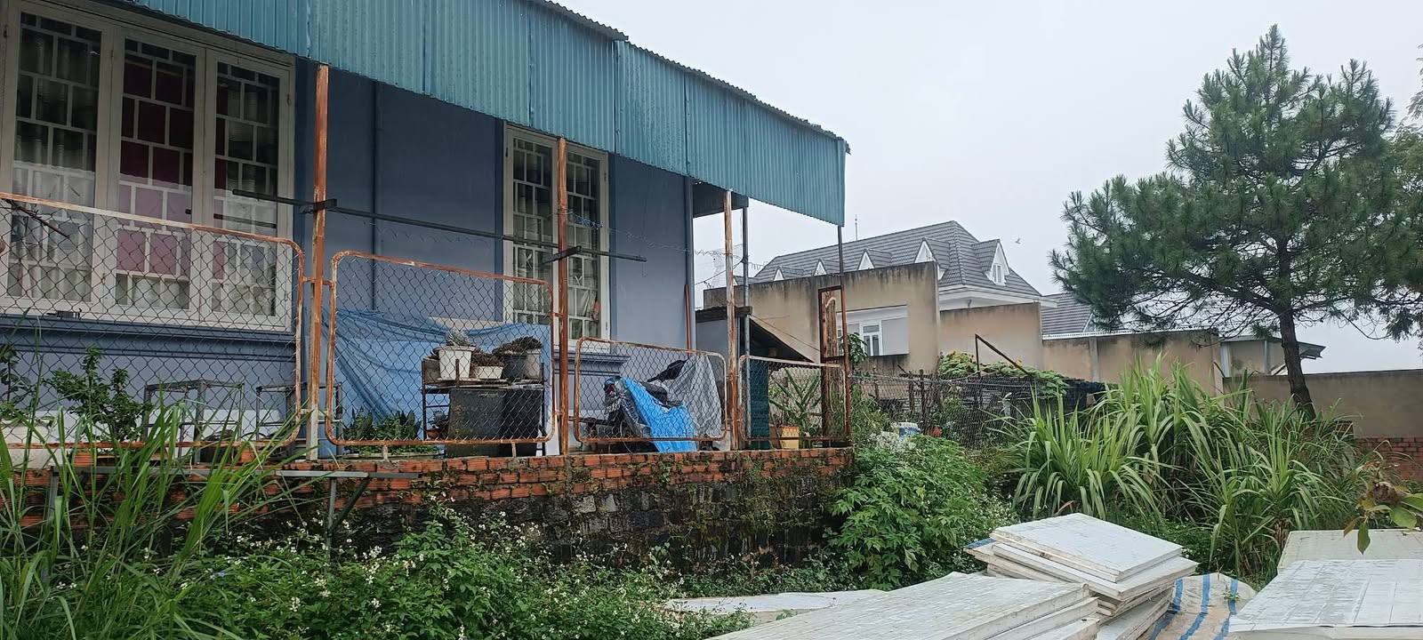 Nhà Bạch Đằng gần chợ Ngô Quyền, 300m² giá 4.3 tỷ - Đầu tư sinh lời ngay!