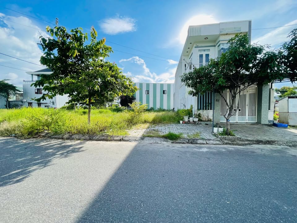 Đất nền 105.5m² đường Mai Văn Ngọc, Đà Nẵng - Giá chỉ 4.15 tỷ, vị trí đẹp gần Hồ Bàu Tràm!