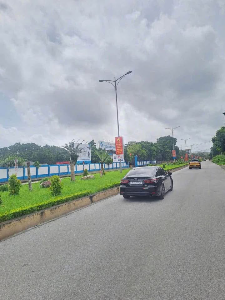 Đất mặt đường Lê Thái Tổ, Ninh Bình 123m² giá 17 tỷ - Vị trí kinh doanh sầm uất!