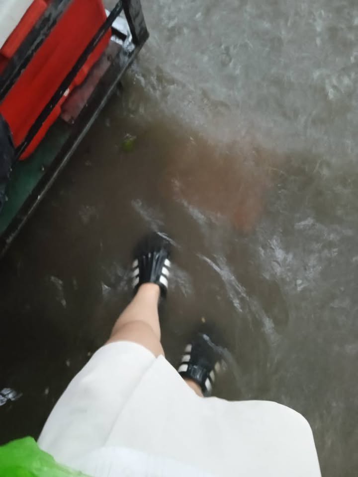 Mặt bằng kinh doanh Hồng Tiến Long Biên 242m² giá thỏa thuận - Mặt tiền 14m!