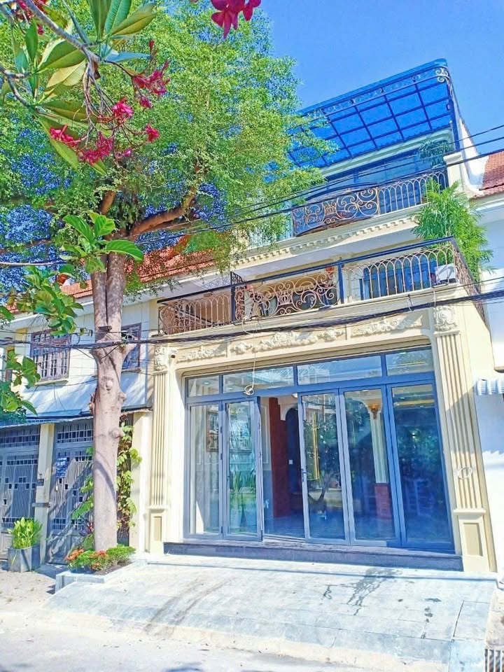 Biệt thự Khu Nam Long Phú Thuận Quận 7, 96m² giá 16.8 tỷ - Sổ hồng chính chủ