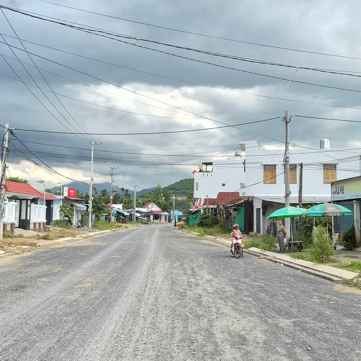 Đất thổ cư mặt tiền Lạc Bình, Diên Lạc 127m² giá 1.95 tỷ - Cơ hội đầu tư tuyệt vời!