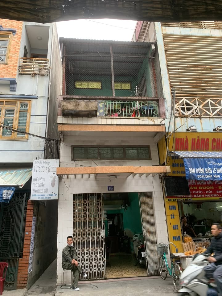 Nhà mặt đường Chùa Hàng, Lê Chân 47m² giá 6 tỷ - Chính chủ sang nhượng gấp!