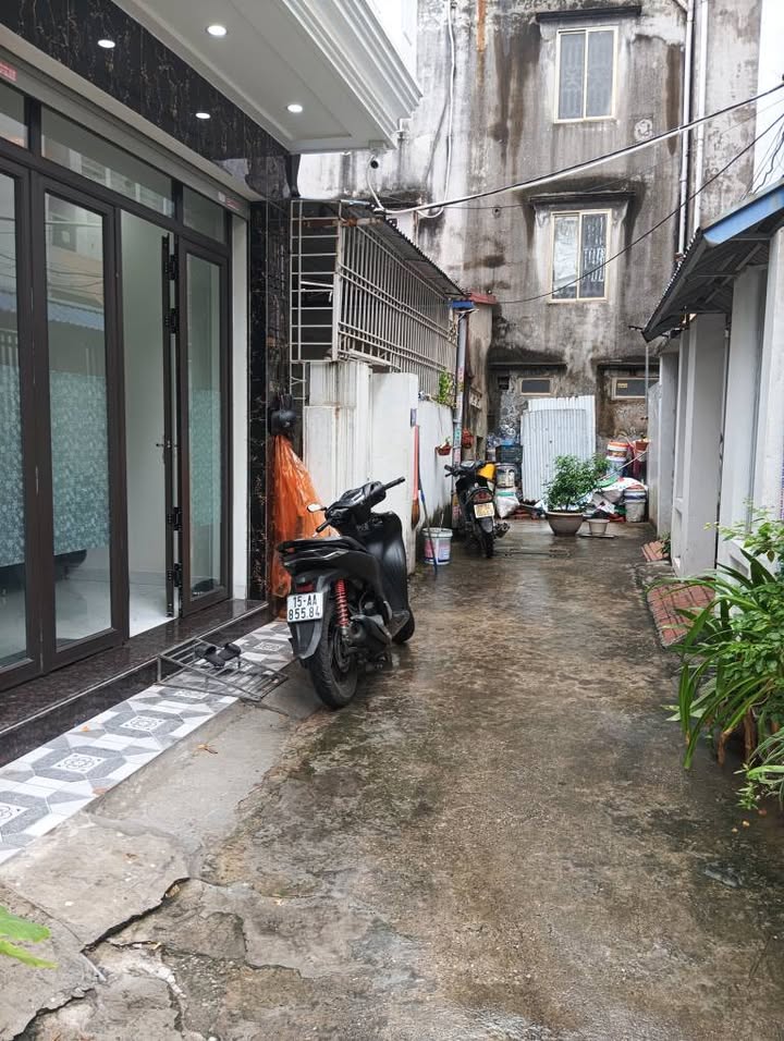 Nhà 3 tầng lô góc Ngô Gia Tự, Hải Phòng 43m² giá 2.98 tỷ - Về ở ngay!