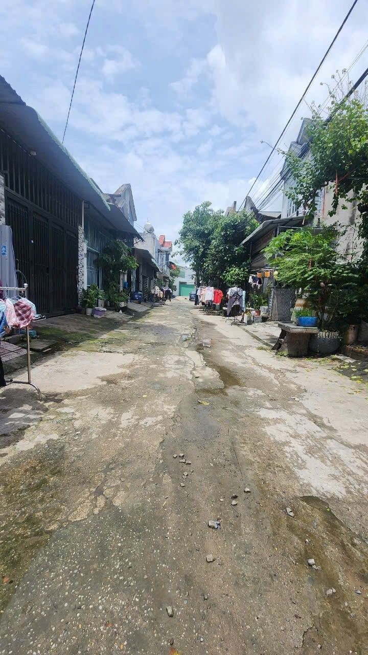 Nhà nguyên căn cho thuê tại Bình Chuẩn, Thuận An 4 triệu - Phù hợp gia đình nhỏ!