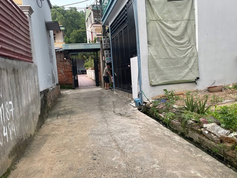 Đất nền Tiên Du 71.7m² giá 1 tỷ - Sổ hồng chính chủ, vị trí đắc địa!