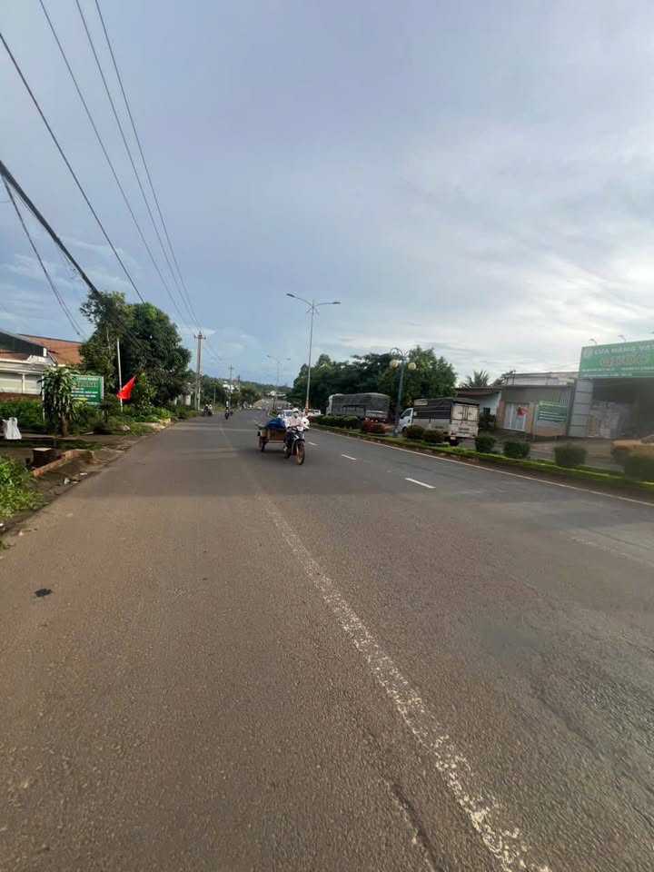Đất nền mặt tiền Nguyễn Thái Bình, Buôn Ma Thuột 330m² giá 750 triệu - Cơ hội đầu tư sinh lời!