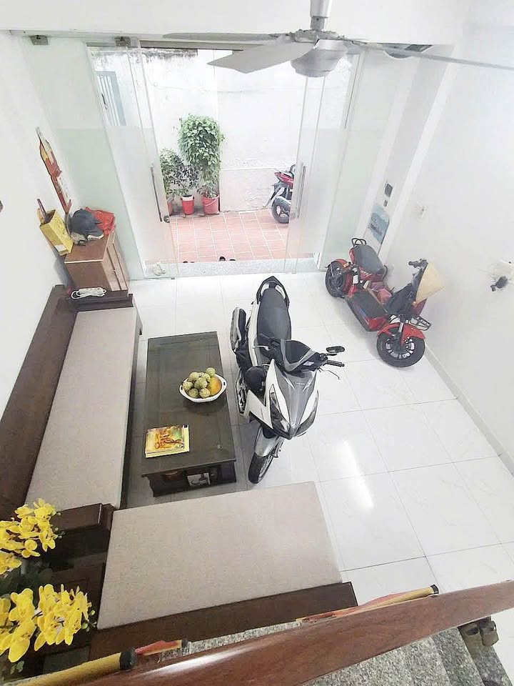 Nhà 3 tầng Phạm Hữu Điều 40m² giá 2.38 tỷ - Mới xây, ở ngay!