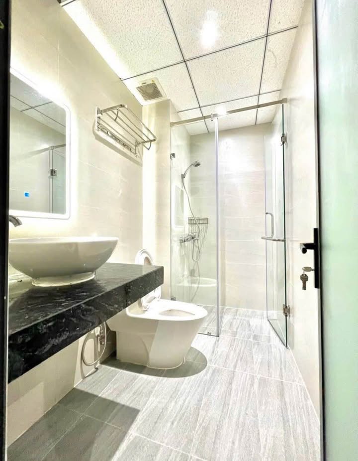 Căn hộ cho thuê đường Phạm Hồng Thái, Đà Lạt 2PN giá 6.2 triệu - An ninh, thoáng mát!