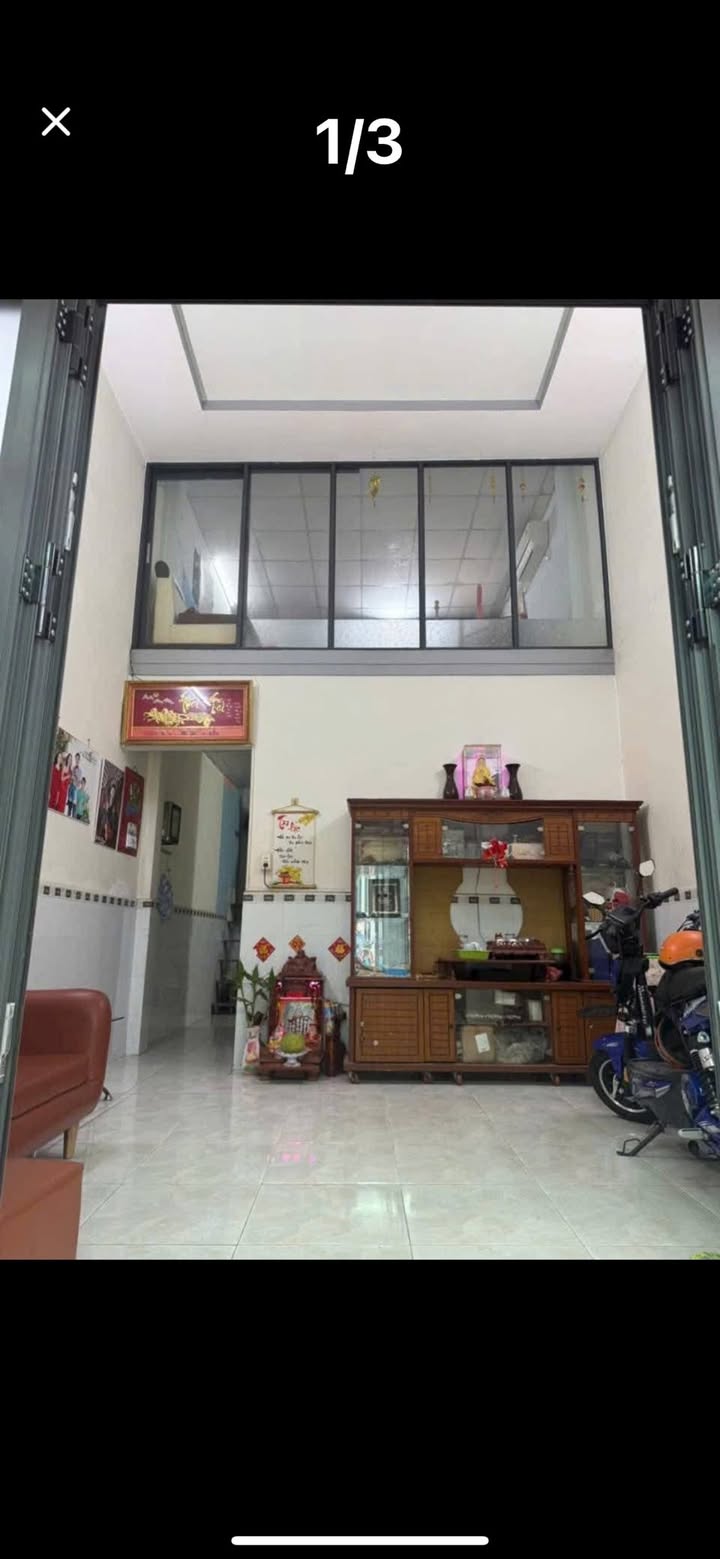 Nhà chính chủ Hóc Môn 54m² giá 2.65 tỷ - Sổ hồng riêng, gần chợ và trường học!