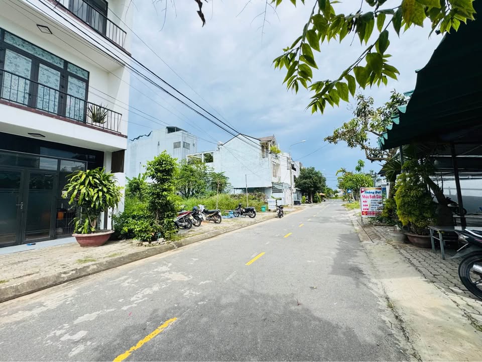 Đất nền Ngũ Hành Sơn Đà Nẵng 100m² giá 3.82 tỷ - Vị trí tiềm năng, sạch đẹp!