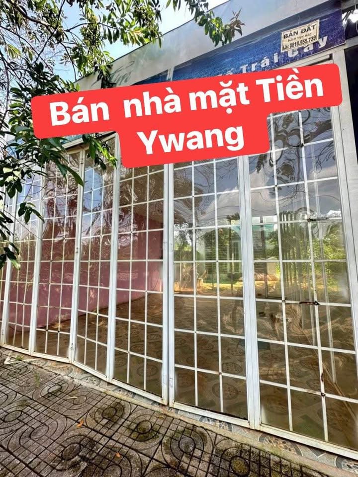 Nhà mặt tiền Y Wang, Buôn Ma Thuột 75m² giá 2.98 tỷ - Tiện kinh doanh, ở ngay!