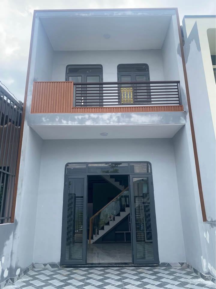 Nhà 1 trệt 1 lầu tại Biên Hòa 180m² giá 500 triệu - Sổ đỏ chính chủ!