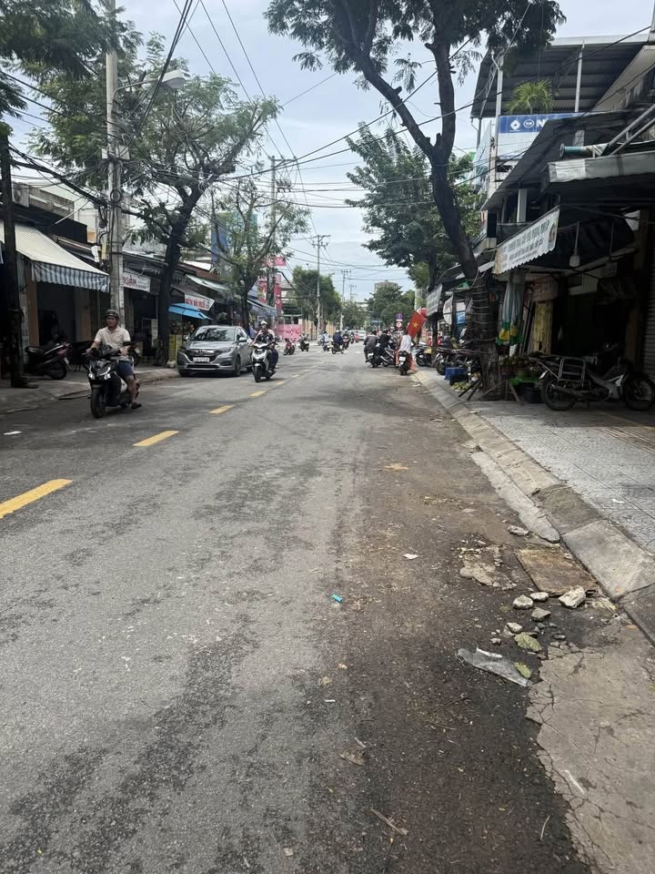 Đất Tặng Nhà Mặt Tiền Nguyễn Phan Vinh, Sơn Trà, Đà Nẵng 103m² chỉ 9.2 tỷ - Đầu tư sinh lời
