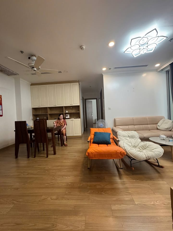 Căn hộ Vinhomes Gardenia Tòa A1 80m² giá 17 triệu - Thuê ngay vào ở!