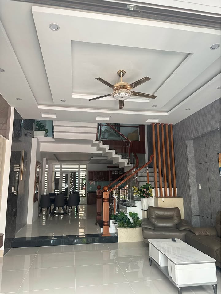 Nhà riêng Đường Đặng Huy Tá, quận Liên Chiểu, Đà Nẵng 272m² giá 7 tỷ - Cơ hội đầu tư sinh lời!