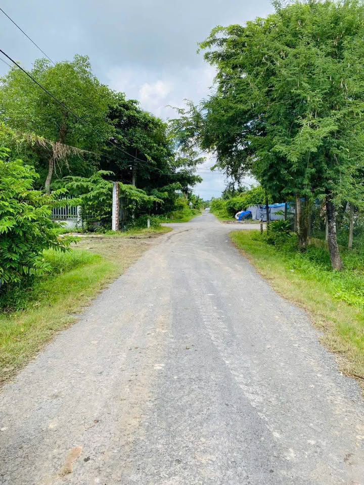 Bán đất thổ cư 130m² tại Hẻm 20 Phạm Hùng, Tây Ninh - Giá 168 triệu, thương lượng nhẹ!