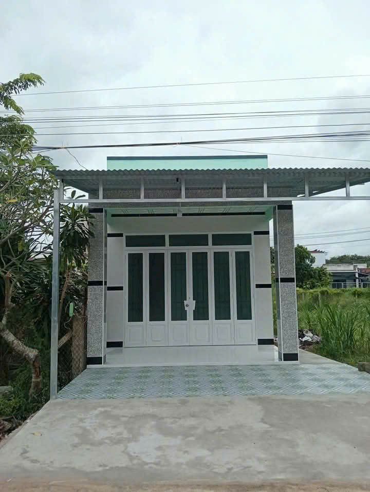 Nhà đất hẻm Nguyễn Văn Linh, Hòa Thành 110m² giá 680 triệu - Sổ đỏ chính chủ!