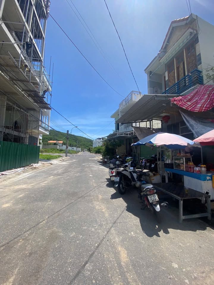 Nhà đẹp 2 tầng đường 13m KDC Hòn Xện Vĩnh Hòa 71.3m² giá chỉ 5.95 tỷ - Tiện ích đầy đủ!