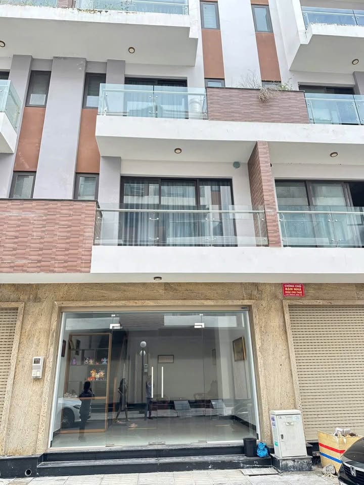 Shophouse Hacom Mall Phan Rang 50m² giá 4.3 tỷ - Đầu tư sinh lời hấp dẫn!