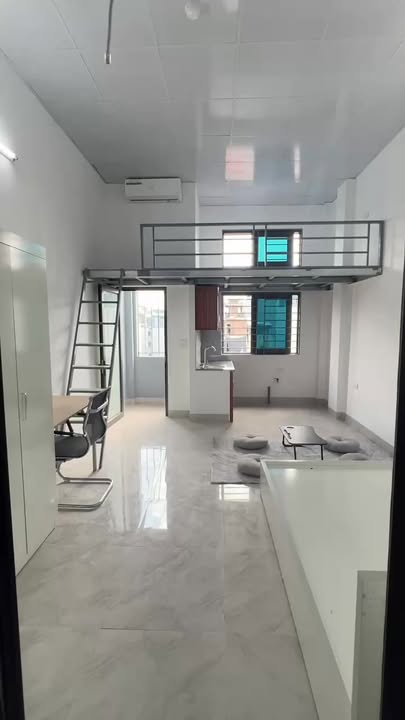 Phòng cho thuê tại 47b Ngõ 241 Yên Xá, 30m² - Gác xép thoải mái, đầy đủ tiện nghi!