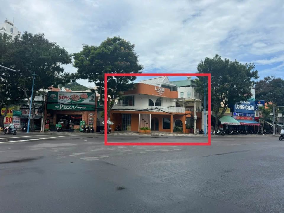 Cho thuê mặt bằng kinh doanh Hoàng Hoa Thám 255m² - Vị trí đắc địa ngay ngã tư!