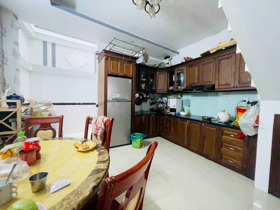 Nhà cho thuê nguyên căn tại hẻm 502 Huỳnh Tấn Phát, quận 7 - Diện tích 55m², giá chỉ 16 triệu/tháng!