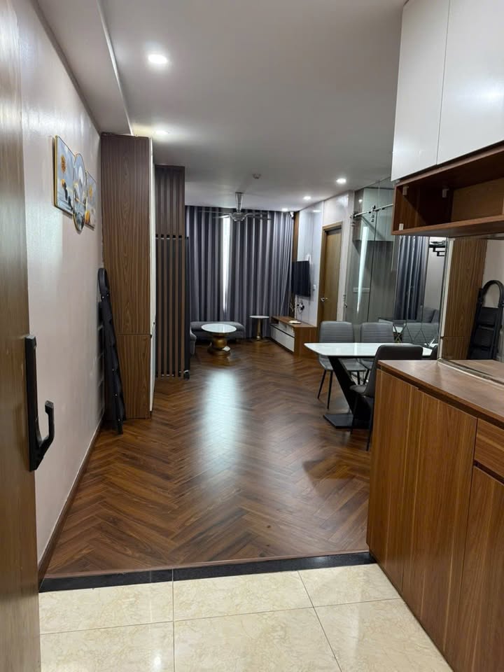 Căn hộ Eco Green 286 Nguyễn Xiển 67m² giá 5 tỷ - Nội thất mới 100%!