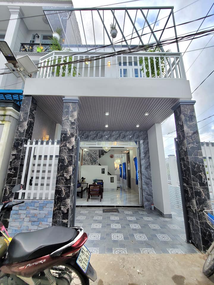 Nhà bán 1 trệt 1 lầu tại Tân Kim, Long An - 2.5 tỷ, sổ hồng riêng