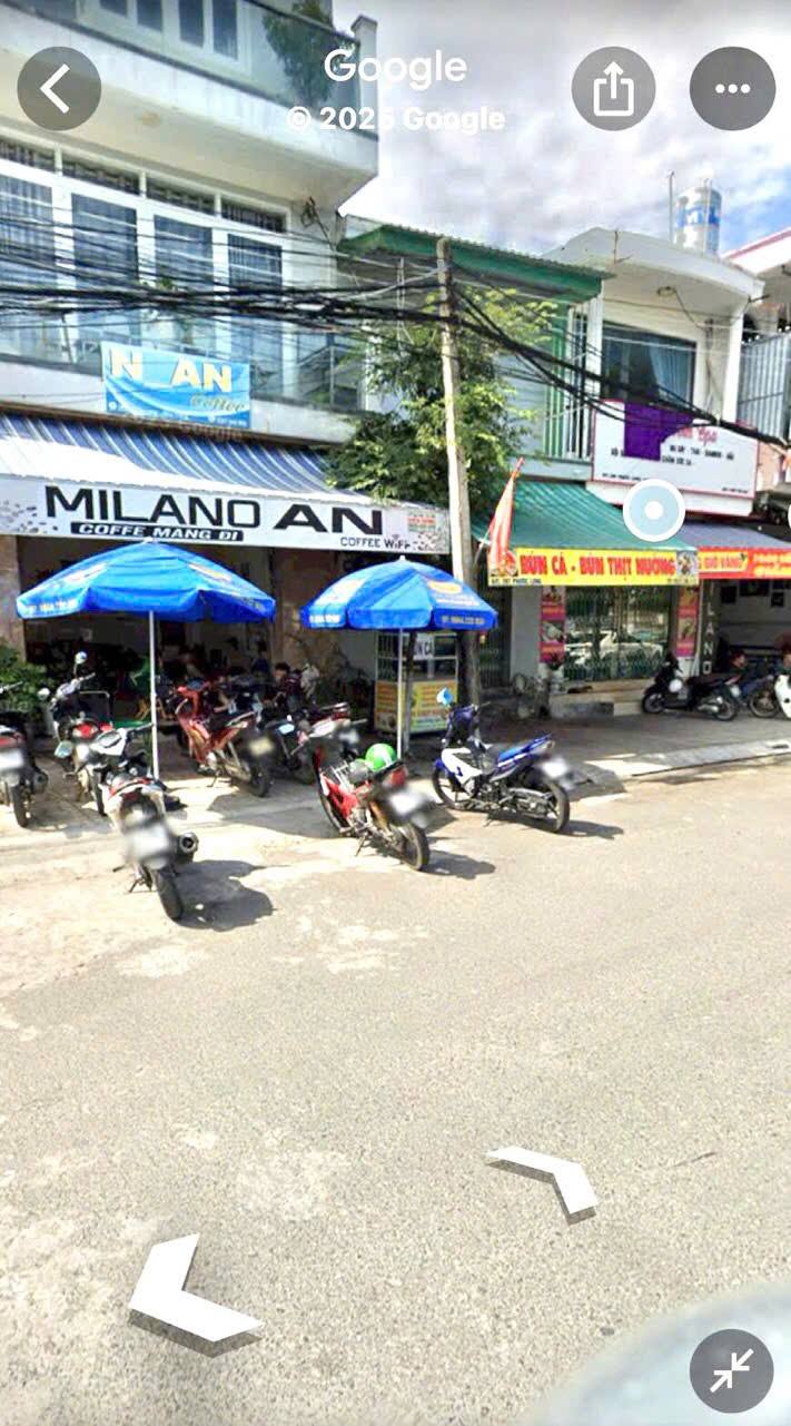 Nhà phố hiện đại đường Bùi Phùng 75m² giá 11.9 tỷ - Full nội thất cao cấp