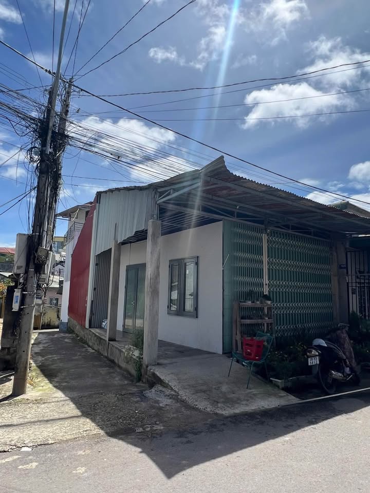 Nhà mặt tiền hẻm Quang Trung, Đà Lạt 94m² giá 5.5 tỷ - Đầu tư sinh lời!