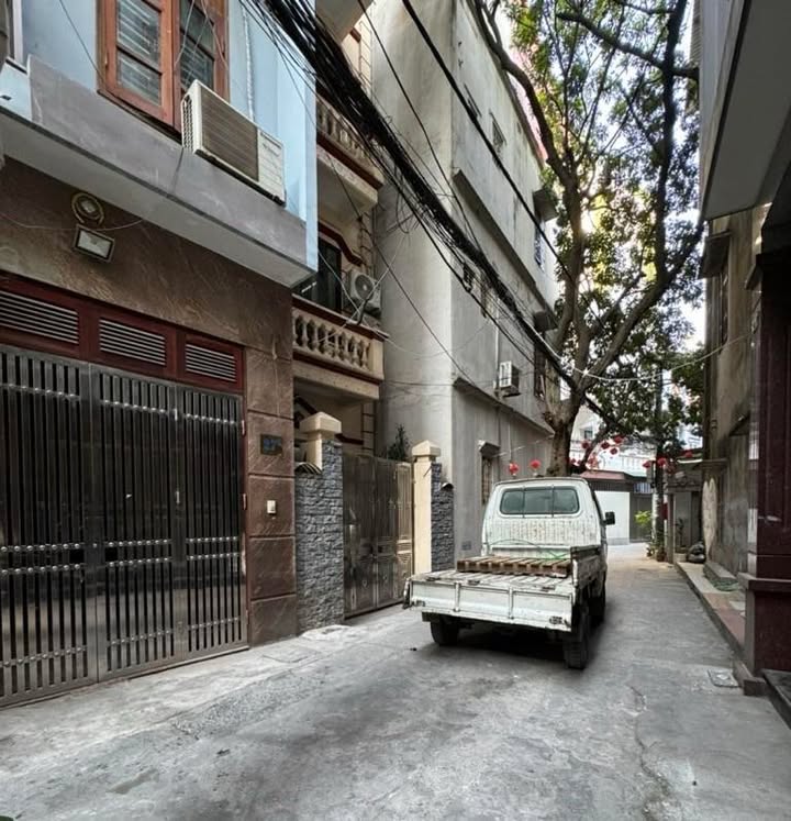 Nhà đẹp Khương Đình, Thanh Xuân 34m² giá 7 tỷ - Thiết kế hợp lý, sổ đỏ vuông vắn!