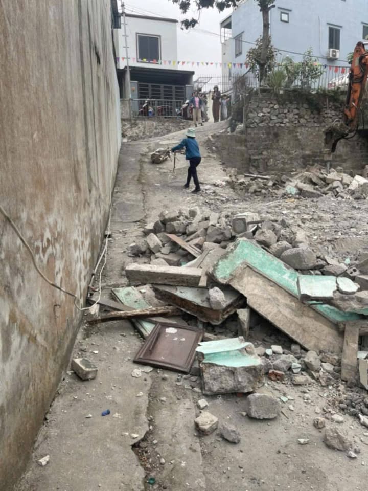 Bán ô đất đồi cao văn hóa Hà Lầm 70.8m² giá 1.2 tỷ - Ô tô tận cửa