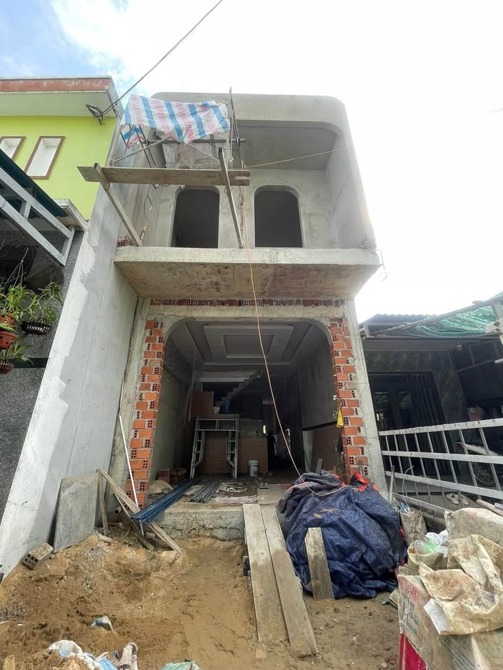 Nhà 1 mê Bùi Thị Xuân 77m² giá 1.5 tỷ - Hoàn thiện đẹp, hướng Tây Nam!