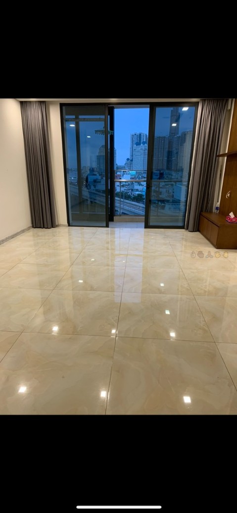 Căn hộ 2PN Vinhomes Golden River Quận 1 diện tích 79m² - Thiết kế hiện đại, giá thuê chỉ 24 triệu!