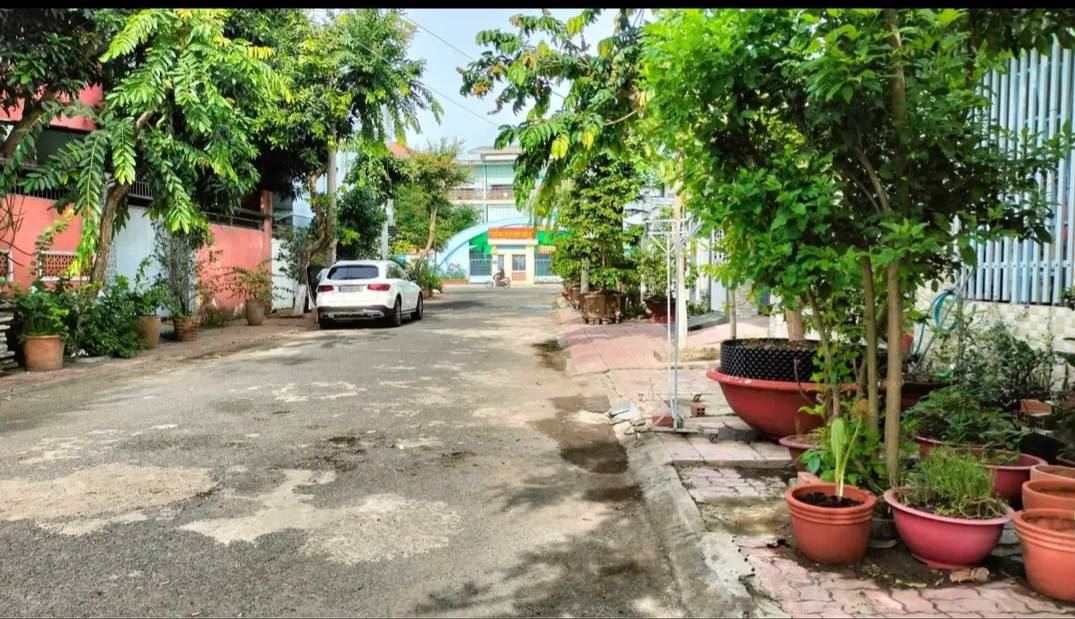 Đất nền đẹp phường 4, TP Vĩnh Long 92,5m² giá 1,7 tỷ - Hướng Đông Nam thuận lợi!