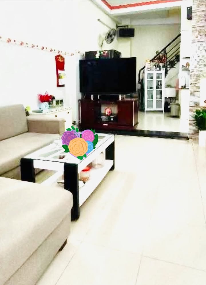 Nhà Bà Hom Quận 6 98m² giá 5.2 tỷ - Hẻm xe hơi, vị trí đẹp