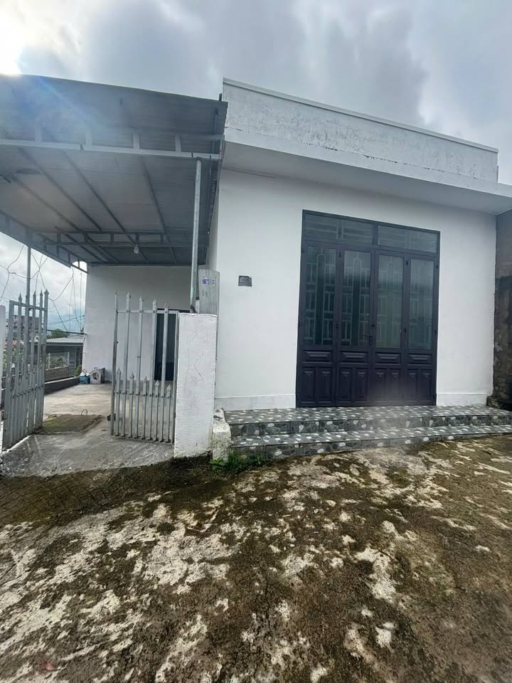 Nhà cho thuê tại đường Ngô Tất Tố, Bảo Lộc - 2 phòng ngủ giá chỉ 2.5 triệu/tháng!