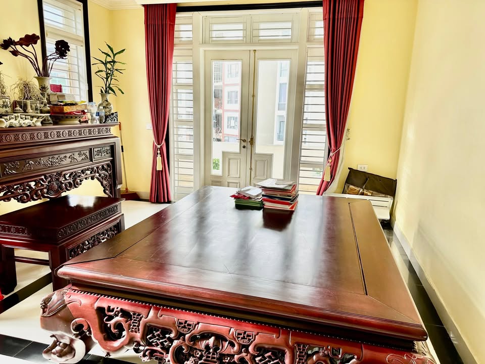 Nhà phố cho thuê tại phường Bạch Đằng, TP. Hạ Long - Thiết kế hiện đại, 5 phòng ngủ