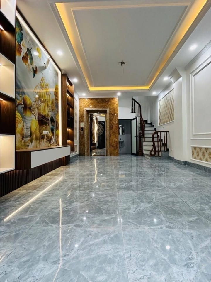 Nhà phố Thái Hà, Đống Đa 38m², 6 tầng thang máy - Sổ đỏ chính chủ, vị trí đắc địa!