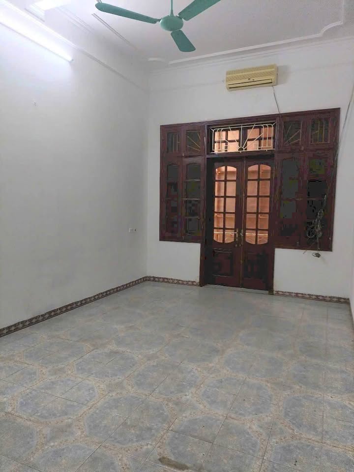 Nhà 3 tầng cho thuê tại Phạm Ngũ Lão, Hải Dương - Khu vực kinh doanh sầm uất!