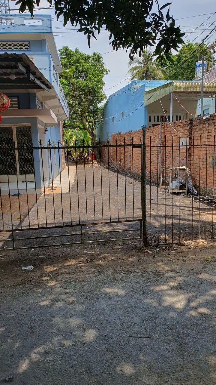 Đất Mỹ Quý, Long Xuyên 331.5m² giá 2 tỷ - Hướng Tây Nam, ô tô vào tận nơi!