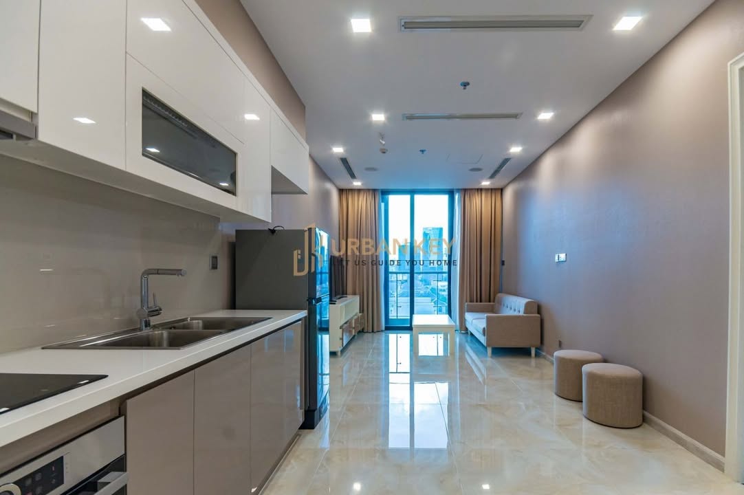 Căn hộ Vinhomes Golden River 46m² giá 20 triệu - View sông tuyệt đẹp!