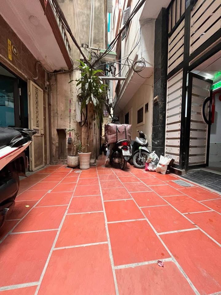 Căn hộ tập thể Phan Đình Phùng 55m² giá 3 tỷ - Vị trí trung tâm Ba Đình, giao thông thuận lợi!