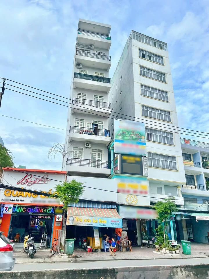 Căn hộ dịch vụ 7 tầng Huỳnh Tấn Phát Quận 7 131m² giá 27 tỷ - Đầu tư sinh lời ngay!