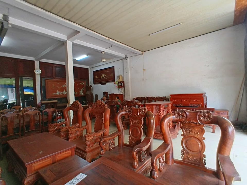 Nhà mặt tiền đường Bình Long, Tân Phú, 400m² giá 38.3 tỷ - Kinh doanh sầm uất!