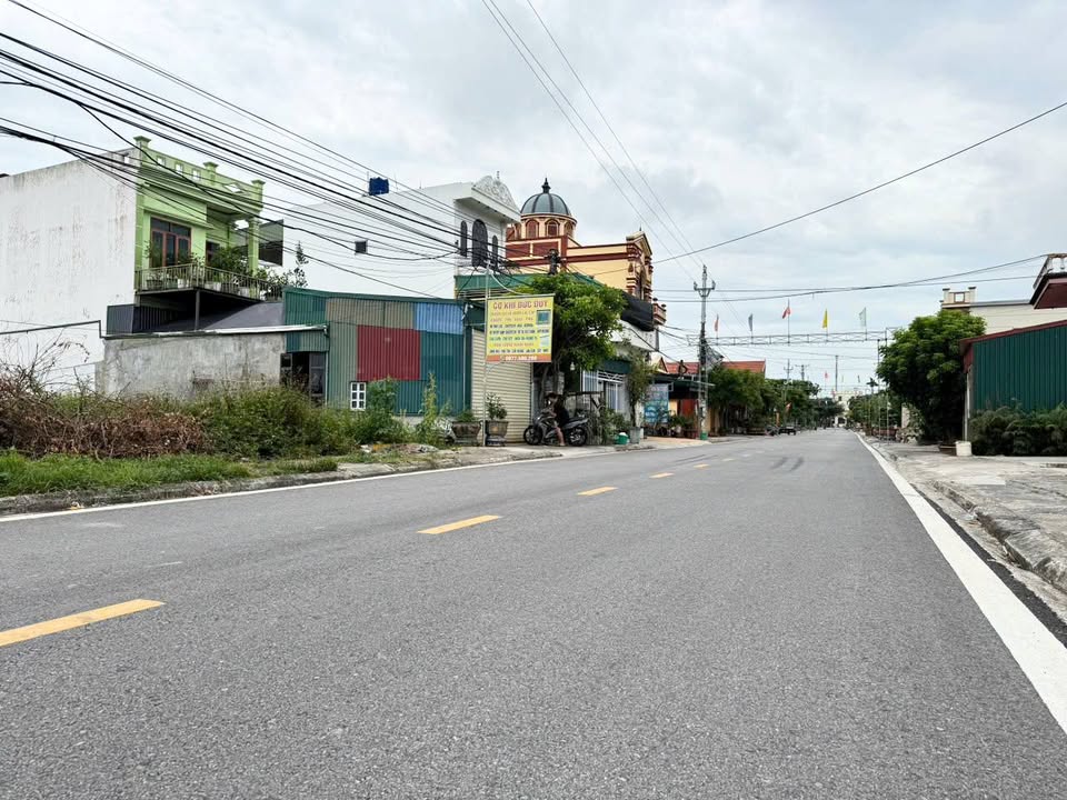 Đất nền Tiền Hải 99m² giá 1.6 tỷ - Kinh doanh sầm uất, pháp lý chuẩn!